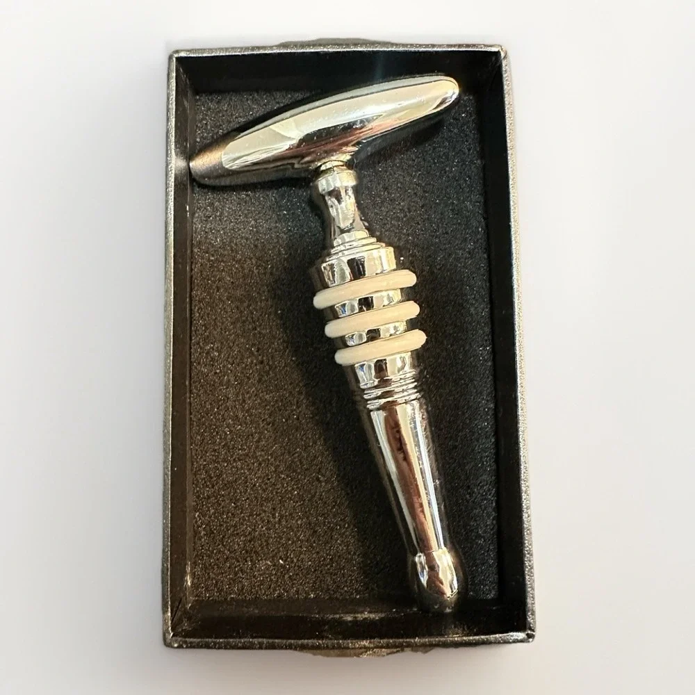 Silver‎ Chrome Decorative Wine Bottle Stopper New In Box